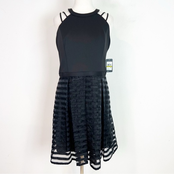 GUESS BLACK STRAPPY BACK FIT & FLARE COCKTAIL PARTY FORMAL DRESS WOMENS 14 NEW - Picture 4 of 12